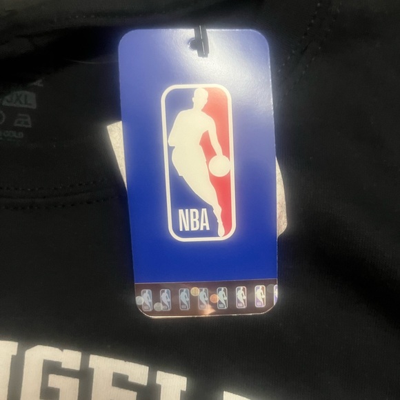 NBA Los Angeles Lakers Lebron James Tee - Picture 5 of 5